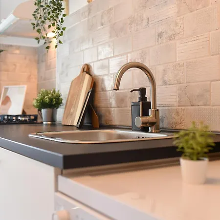 Apartment Modern In Nerva Traian - Contemporary Living At Its Finest Bucharest