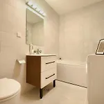 Modern In Nerva Traian - Contemporary Living At Its Finest Apartment Bucharest