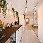 Apartment Modern In Nerva Traian - Contemporary Living At Its Finest Bucharest