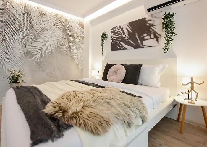 Modern In Nerva Traian - Contemporary Living At Its Finest *