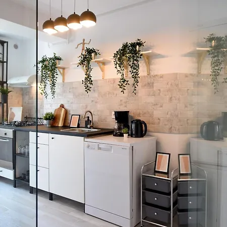 Modern In Nerva Traian - Contemporary Living At Its Finest Bukarest