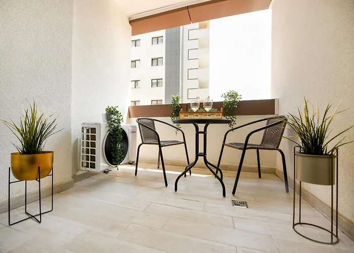 Modern In Nerva Traian - Contemporary Living At Its Finest Apartman Bukarest
